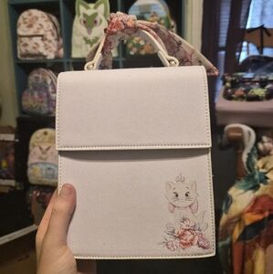 Loungefly Marie Heart Logo Read Desc